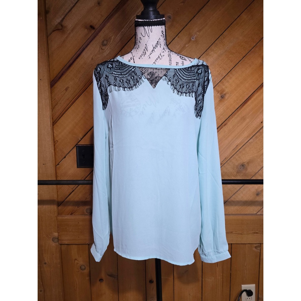 English Laundry Eucalyptus Blue Lace Shoulder Long Sleeve‎ Blouse NWT M